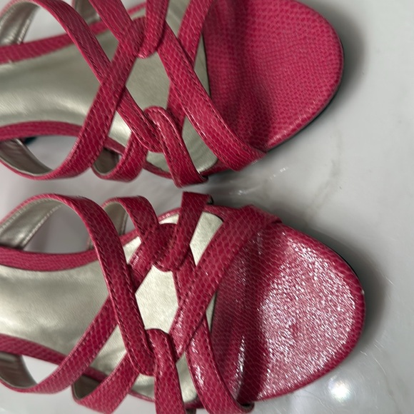 Sandals - Picture 3 of 3